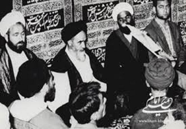 Imam Khomeini used to organize mourning ceremonies to mark holy Lady Fatima ('a) martyrdom