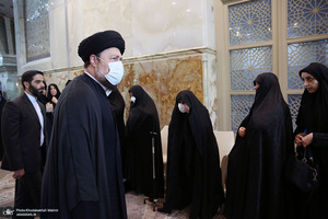مراسم تشییع و خاکسپاری حجت الاسلام و المسلمین حسین اشرفی اصفهانی در حرم مطهر امام خمینی