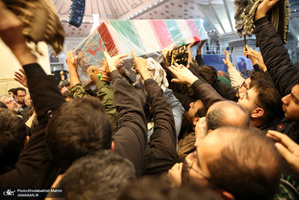 وداع با پیکر مطهر دو شهید مقاومت در حرم مطهر امام خمینی (س)