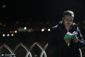 مراسم شب بیست و سوم ماه مبارک رمضان در امام زاده پنج تن لویزان