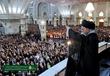 قائد الثورة : لن ینجو الصهاینة من تداعیات عملیة طوفان الأقصى