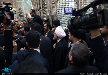  رئیس جمهور ما تسلیت، تسلیت؛ سید حسن تسلیت، تسلیت. امروز، حرم مطهر امام(س)                             