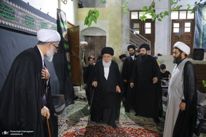 مراسم عزاداری دهه اول ماه صفر در بیت آیت الله شاه آبادی در قم‎