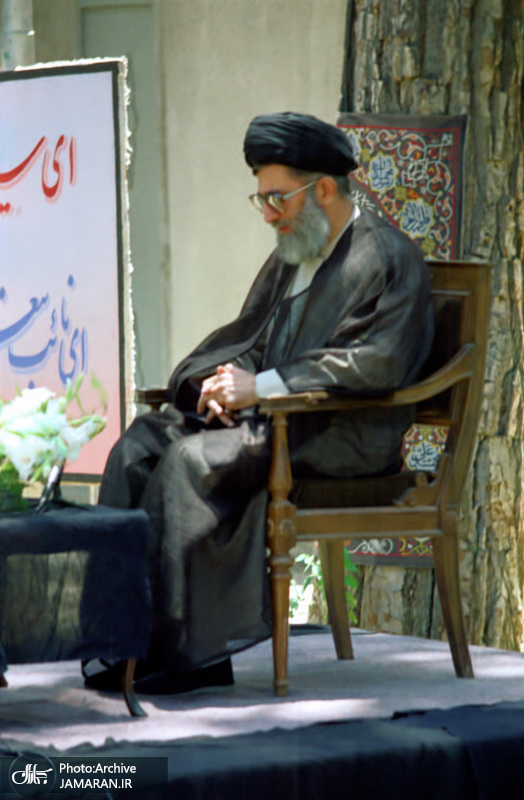 تصاویر منتشر نشده از بیعت جهادگران جهاد سازندگی با رهبر معظم انقلاب در سال 68