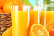 ۵ دلیل که می گوید همراه صبحانه آب پرتقال بخورید!
