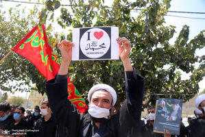 تجمع محکومیت توهین به پیامبر اکرم(ص)‌در مقابل بیت امام(س) در قم