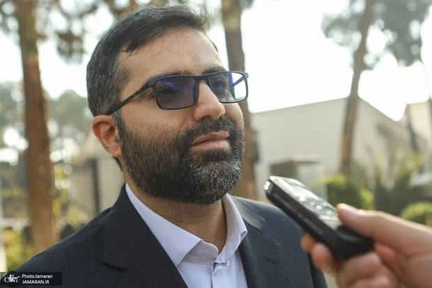 معاون رئیس جمهور: هنوز راجع به سه نرخی کردن بنزین تصمیمی گرفته نشده است/ ان‌قلت‌هایی نسبت به این موضوع داریم + فیلم