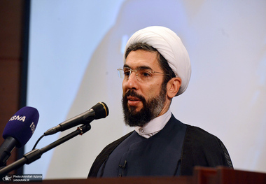 رستمی: یکی از ظرفیت هایی که امام به درستی شناخت و احیا کرد ظرفیت علمی کشور است