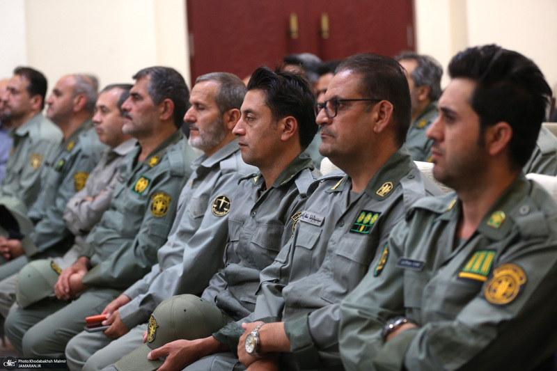 دیدار رئیس و مدیران سازمان حفاظت محیط زیست با سید حسن خمینی