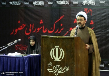 نخستین دوره «شب شعر بزرگ عاشورایی حضور»