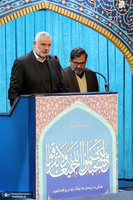 اقامه نماز رهبر معظم انقلاب بر پیکر سپهبد شهید حاج قاسم سلیمانی و شهیدان مقاومت