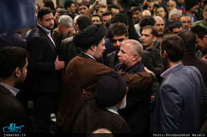مراسم وداع با پیکر آیت الله هاشمی رفسنجانی(ره) در حسینیه جماران-16