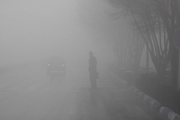 مه غلیظ وسعت دید رانندگان را به 30 متر رساند