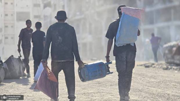 بازگشت فلسطینی‌ها به خانه‌های خود در شمال غزه + تصاویر