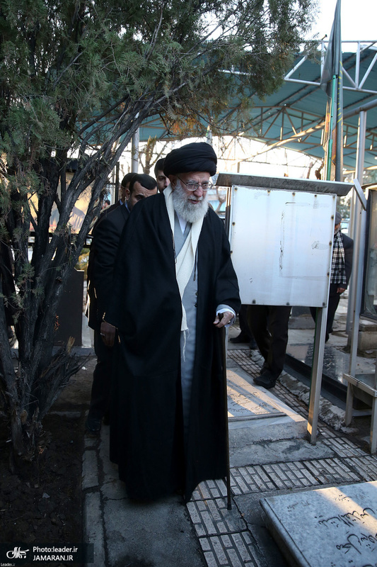 حضور رهبر معظم انقلاب در مرقد مطهر امام خمینی(س) و گلزار شهیدان