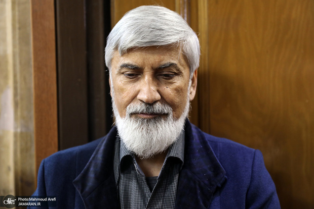 ترقی، فعال اصولگرا: هنوز بدنه دولت در اختیار نیروهای انقلابی نیست/ عملکرد دولت به پای اصولگرایان نوشته می شود