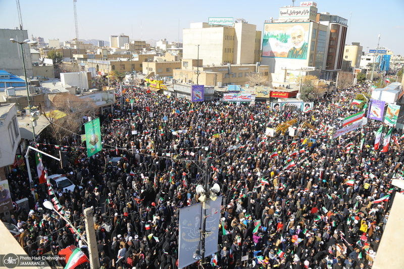 راهپیمایی باشکوه 22 بهمن در قم