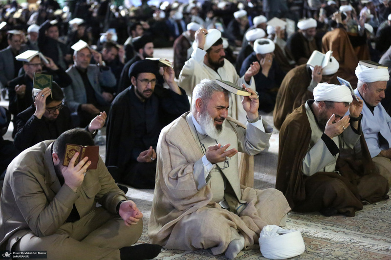 مراسم شب بیست و یکم ماه رمضان در حرم حضرت امام خمینی (س) 2