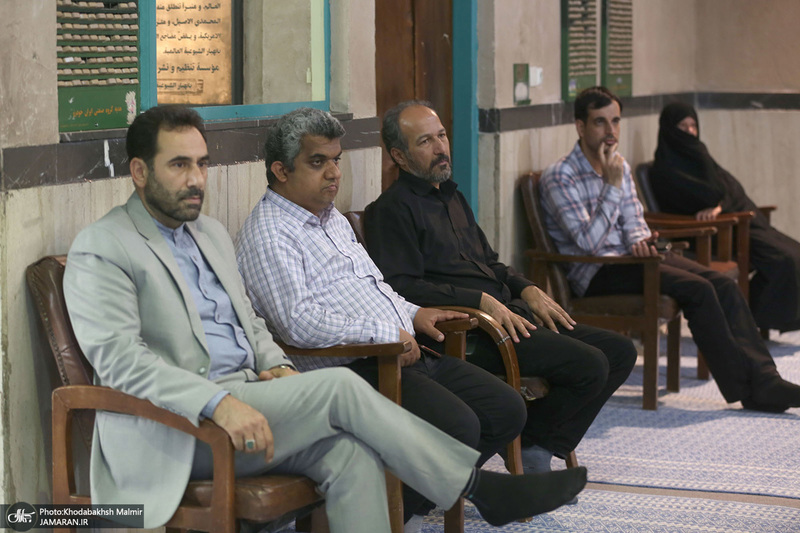 تجدید میثاق اساتید و دانشجویان پژوهشکده امام خمینی و انقلاب اسلامی با آرمان های بنیانگذار جمهوری اسلامی