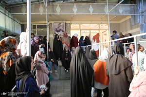 بازدید دانشجویان بین المللی سراسر کشور از بیت امام خمینی (س) در جماران