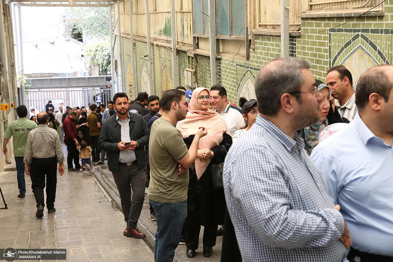 مرحله دوم انتخابات ریاست جمهوری چهاردهم در حسینیه جماران - 4