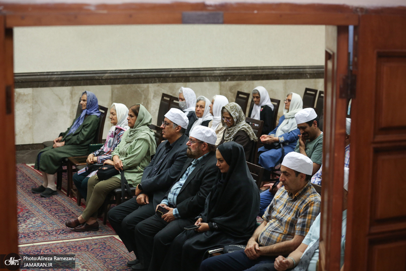 مراسم بزرگداشت امام خمینی(س) در آدریان زرتشتیان