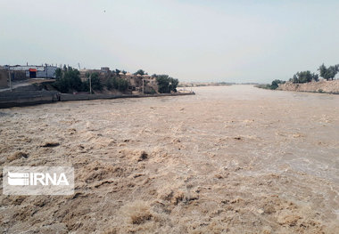 فرماندار: اعضای ستاد بحران سمیرم برای سیل احتمالی آماده باشند