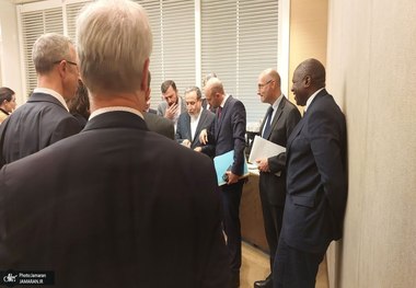 اکسیوس: مذاکرات ژنو هفته آینده ادامه می‌یابد