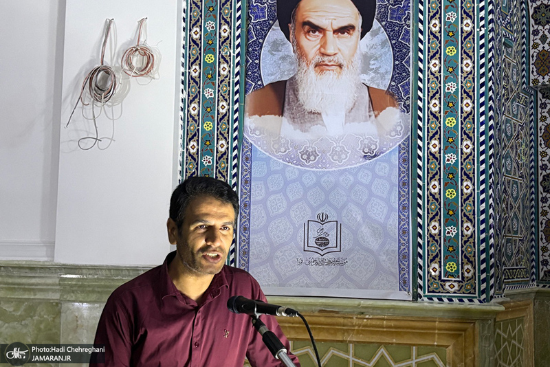 محفل ادبی پروانه ها در مجتمع فرهنگی هنری یادگار امام (ره) قم