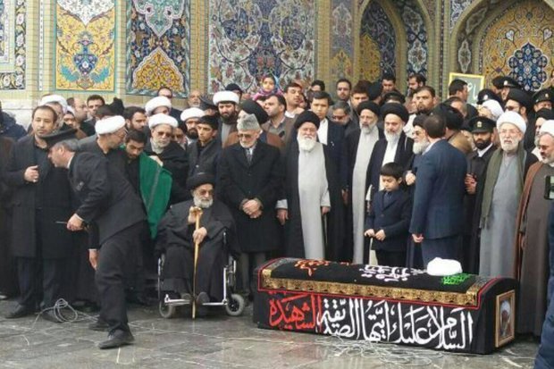 پیکر آیت الله شرعی در حرم مطهر امام رضا(ع) به خاک سپرده شد