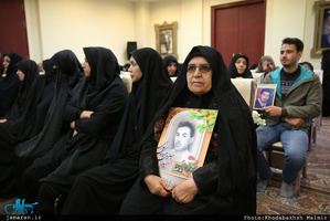 دیدار جمعی از مادران شهدا با سید حسن خمینی
