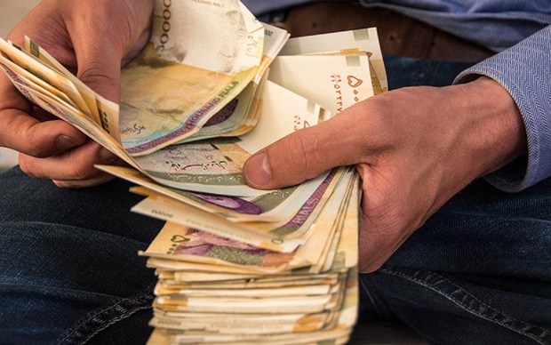 امروز خط فقر چقدر است؟/ نماینده کرمان در 27 بهمن 1404: امکان زندگی با ۲۰ میلیون حقوق در شرایط فعلی برای افرادی که مستأجر هستند، وجود ندارد