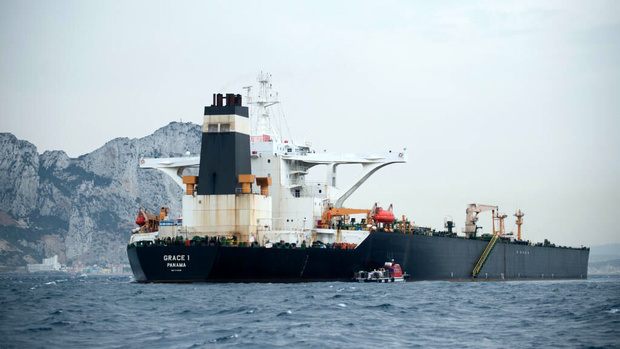 یونان درخواستی برای پهلوگرفتن نفتکش ایرانی دریافت نکرده است