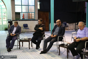 دیدار اعضای شورای مرکزی حزب اعتماد ملی با سید حسن خمینی