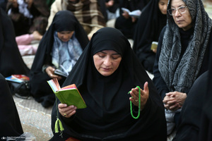 مراسم شب بیست و یکم ماه رمضان در حرم حضرت امام خمینی (س)