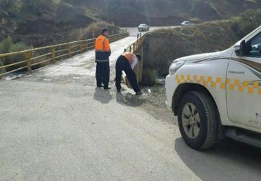 پل روستای رزاب سروآباد ایمن سازی شد