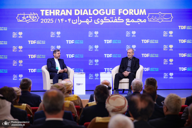 پزشکیان: ترامپ می‌گوید ما عامل خطر هستیم! اسماعیل هنیه را ما ترور کردیم؟!/ از بحث هسته‌ای دست‌ نخواهیم کشید/ خیلی‌ها در ایران می‌خواستند به سمت سلاح هسته‌ای بروند اما مقام معظم رهبری جلوی آن را گرفتند؛ در نتیجه قرار نیست ما سلاح هسته‌ای داشته‌ باشیم