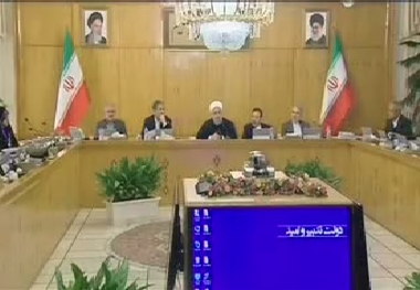 فیلم دفاع روحانی از اظهارات ظریف در جلسه هیات دولت