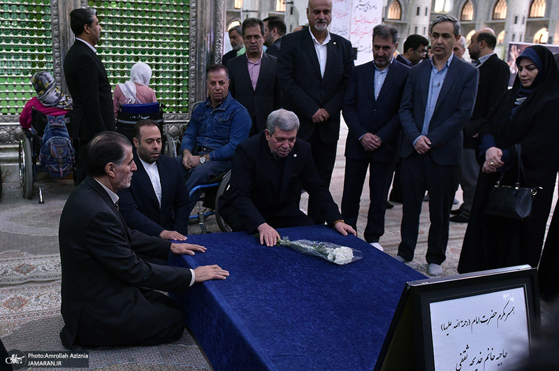 تجدید میثاق افراد دارای معلولیت و خدمتگزارن آنان با آرمان حضرت امام خمینی (س)