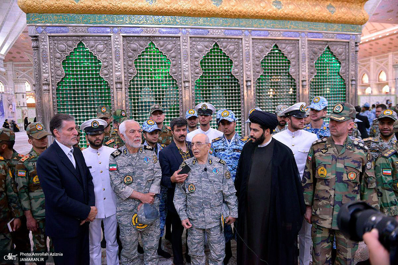 تجدید میثاق فرماندهان، پیشکسوتان و دانشجویان اعزامی ارتش به دروه معارف جنگ با آرمان های امام خمینی (س)