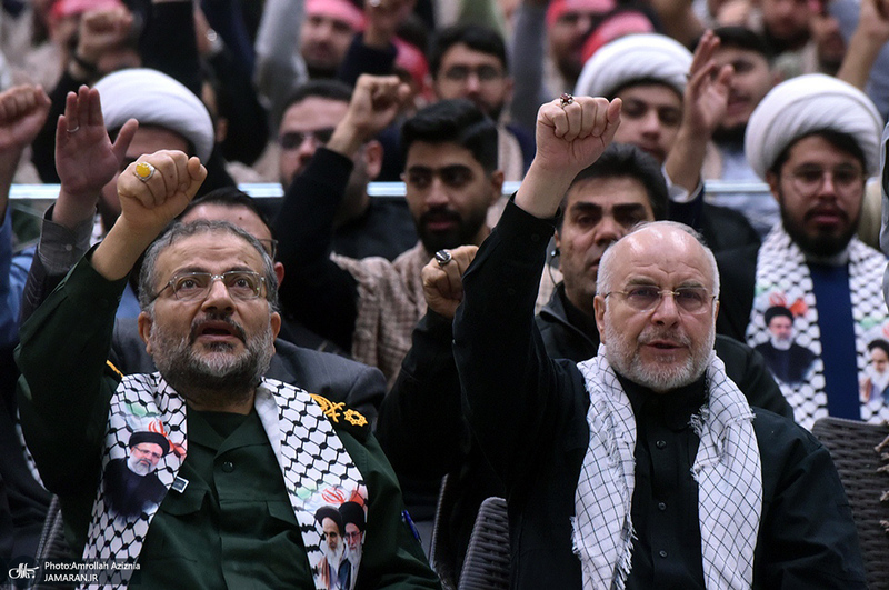 گردهمایی دانشجویان و طلاب بسیجی در حرم مطهر امام خمینی (س)