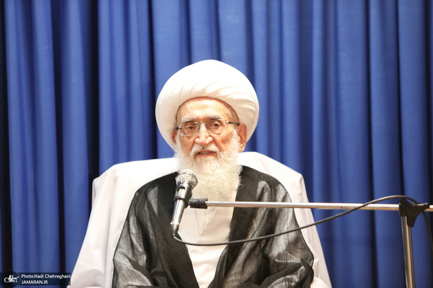 موافقت آیت الله نوری همدانی با استفاده تا یک سوم سهمین برای بازسازی منازل آسیب دیده در جنگ اخیر 