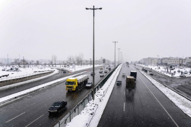 تمامی جاده های همدان باز است