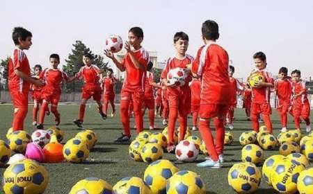 یک مربی فوتبال خوزستان:بازیکن سازی نباید فدای تیم سازی شود