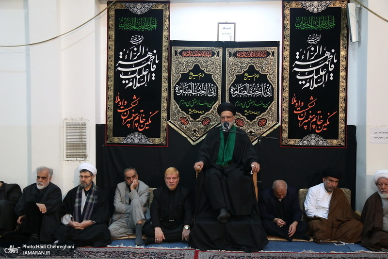 عزاداری در بیوت مراجع عظام تقلید و علما در سالروز شهادت حضرت فاطمه(س)