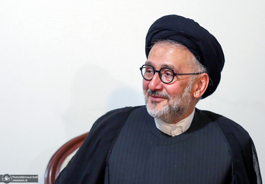 ابطحی: ‌بین خط سفید خبرنگاران و مسئولان حکومتی فرق است/ اگر خط مسئولان حکومتی  فیلتر شود شاید به فکر مردم بیفتند و رفع فیلتر کنند
