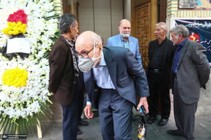 مراسم ختم مادر عباس عبدی