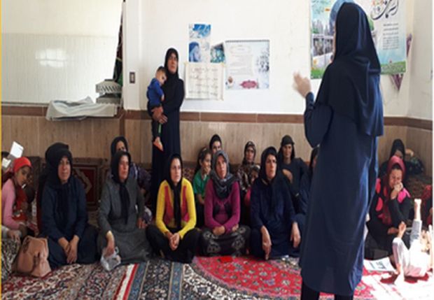 دوره آموزشی توانمندسازی زنان کرمانشاه برگزار شد