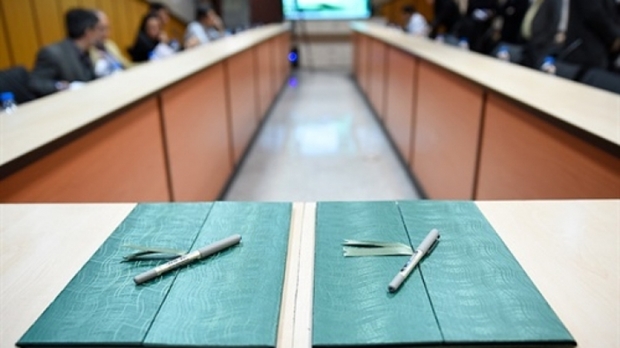 تفاهمنامه همکاری بین کتابخانه ملی و شورای شهر تهران امضا شد