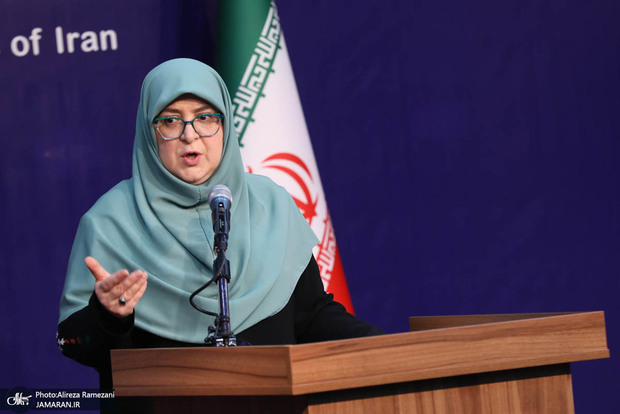 سخنگوی دولت: لایحه «مقابله با انتشار محتوای خبری خلاف واقع در فضای مجازی»  مانعی برای آزادی بیان نیست/ این لایحه قرار است سکوها، گروه‌ها و کانال‌هایی که ۹۰ هزار عضو به بالا داشته باشد را در بر بگیرد